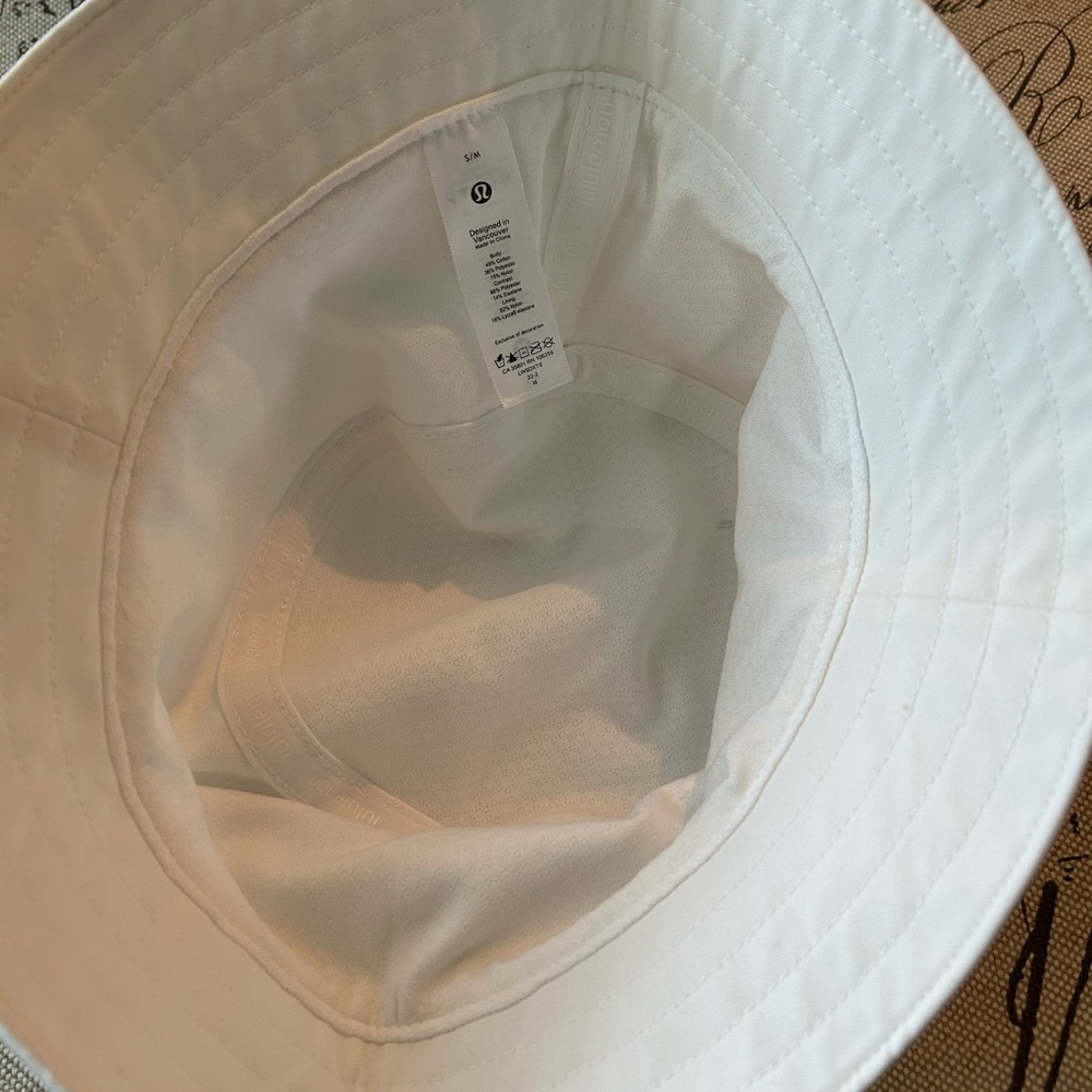 Lululemon Athletica White Bucket Hat - Picture 5 of 5